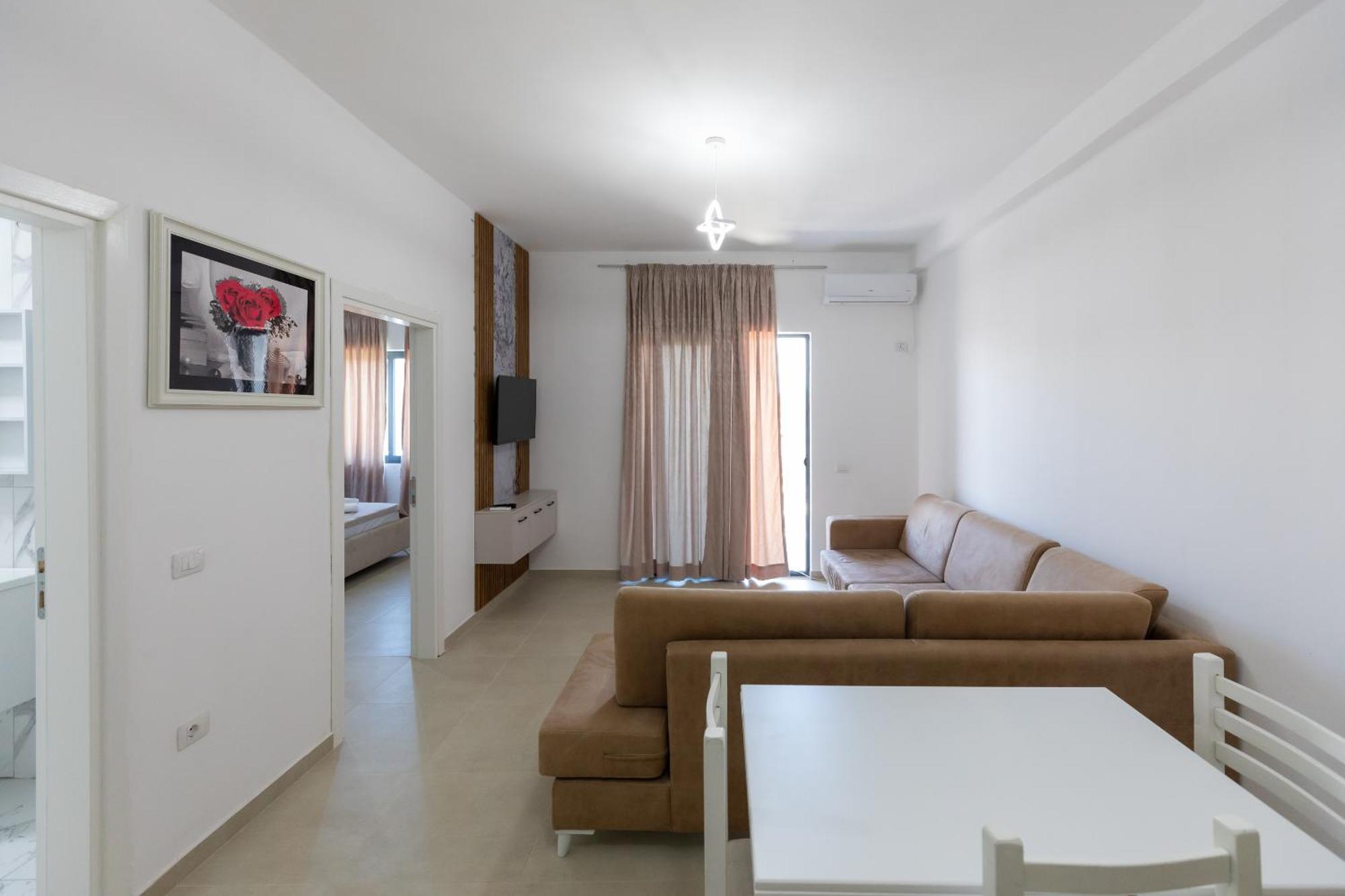 Resilient Hotel Golem (Tirana)