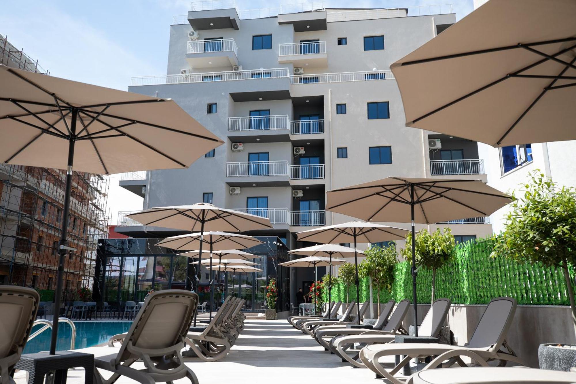 Resilient Hotel Golem (Tirana)